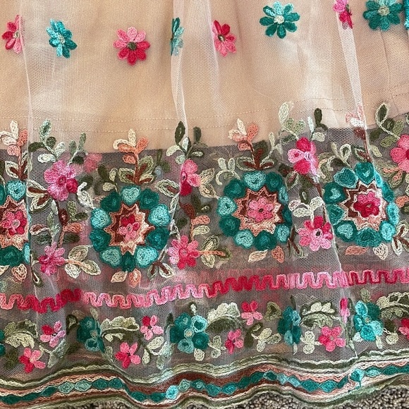 Entro Floral Embroidered Dress - small - Picture 2 of 4